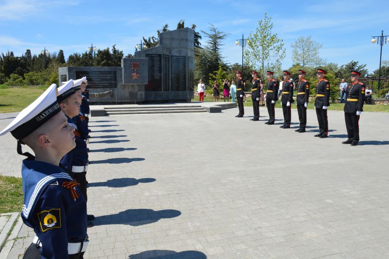 080521-возложение-аллея-героев-3