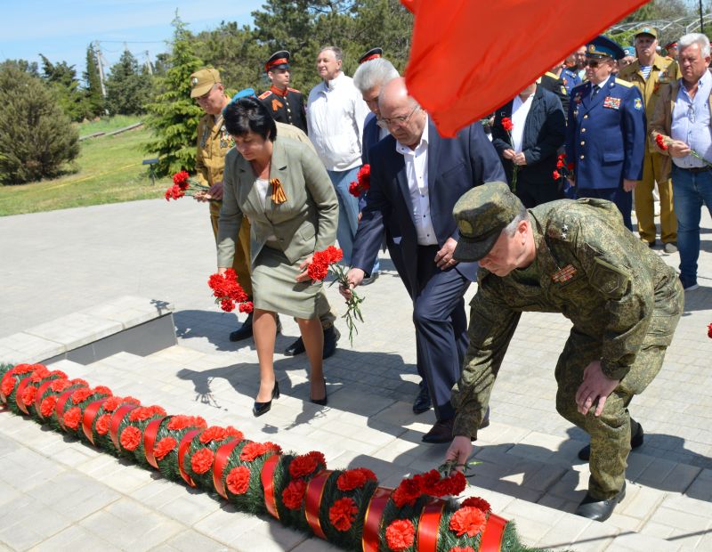 080521-возложение-аллея-героев-7