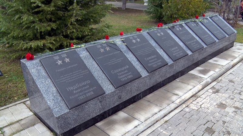 091220-день-героев-стела-парк-победы-5