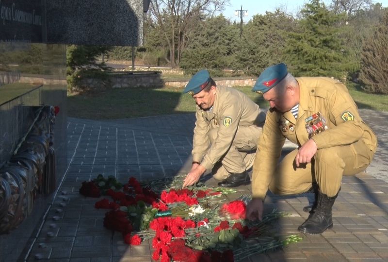 141220-возложение-3