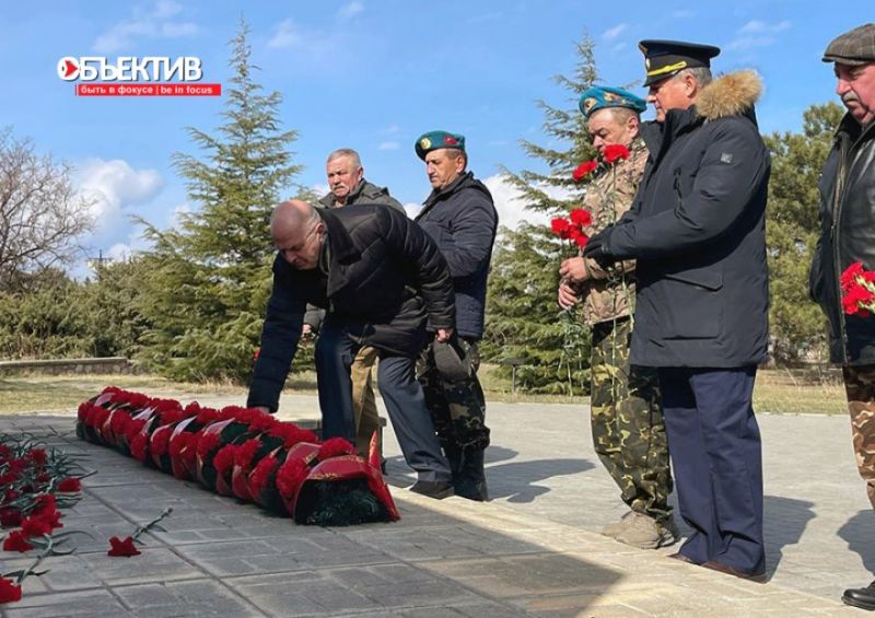 210225-возложение-стела-1