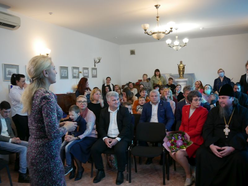 261121-родник-день-матери-подарки-8